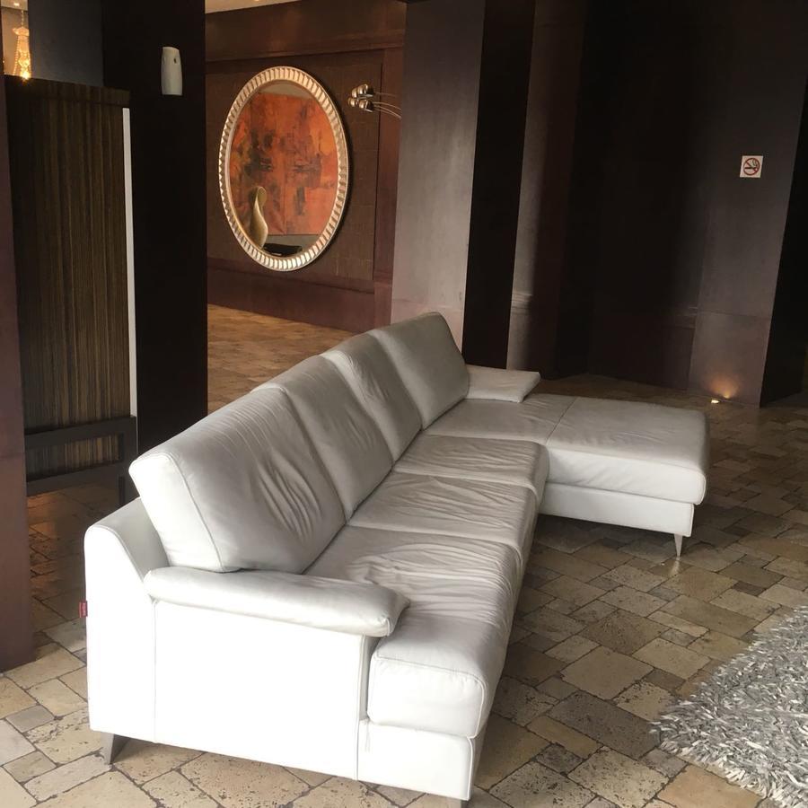 Suites Parque Real Quito Exterior foto